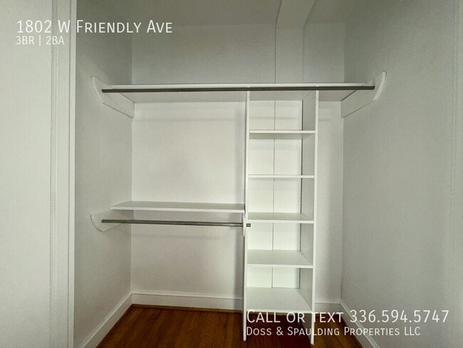 Building Photo - 1802 W Friendly Ave