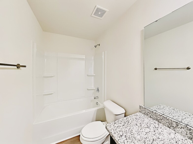 Building Photo - 165 Ogden Pond Pl