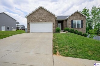 Building Photo - 236 Butterfield Dr