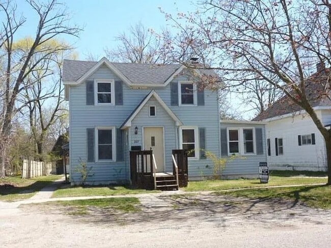 Building Photo - 207 S Livingston St