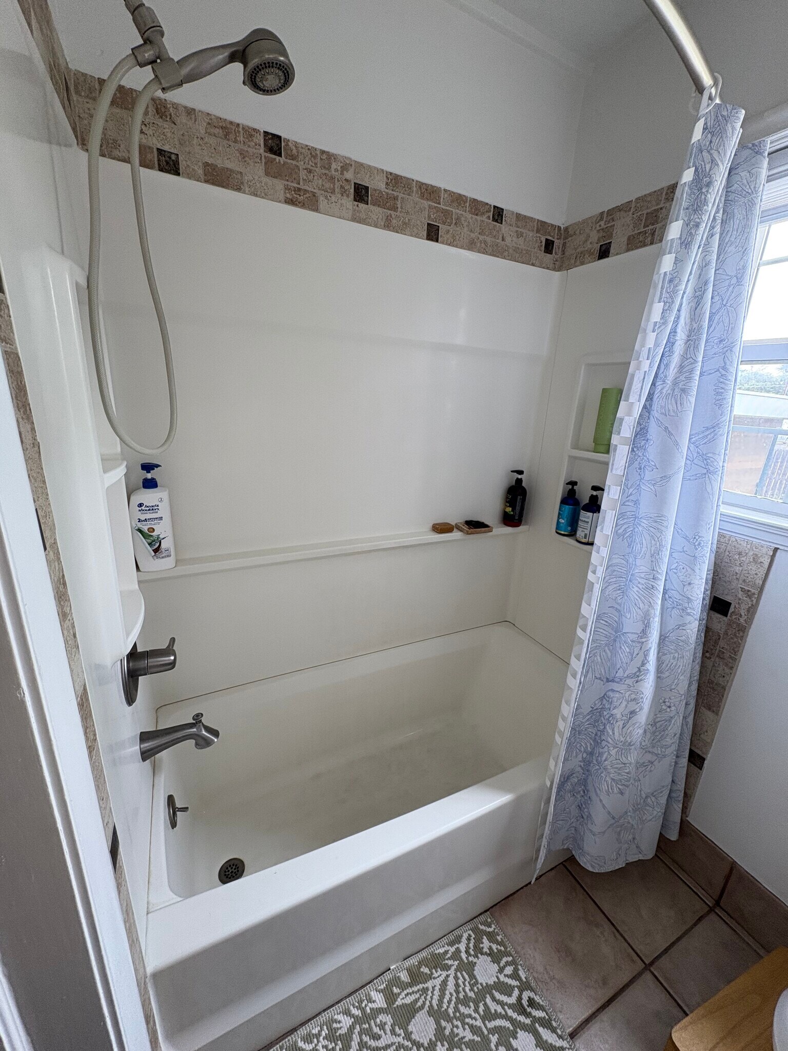 Bathroom - 2962 S Adams St