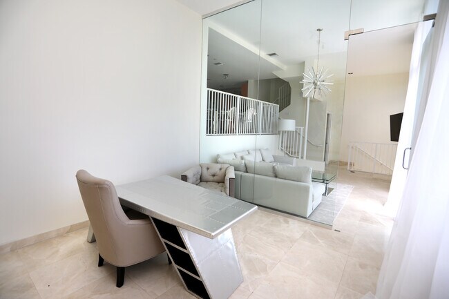 Office - 400 Alton Rd