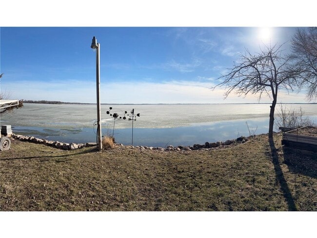 Building Photo - 12617 Old N Shore Dr