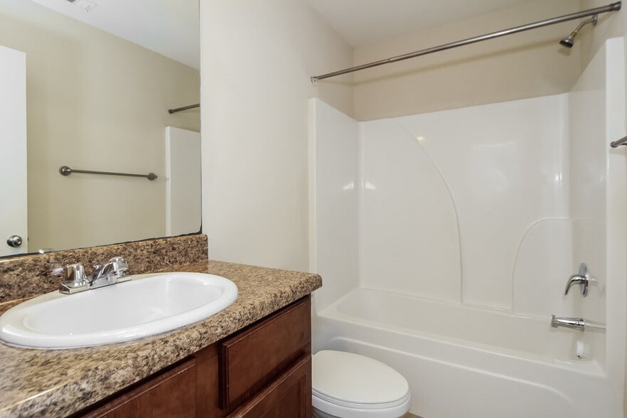 Building Photo - 505 Broughton Dr