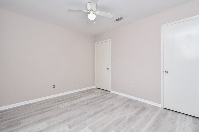 Building Photo - 12939 Westmere Dr
