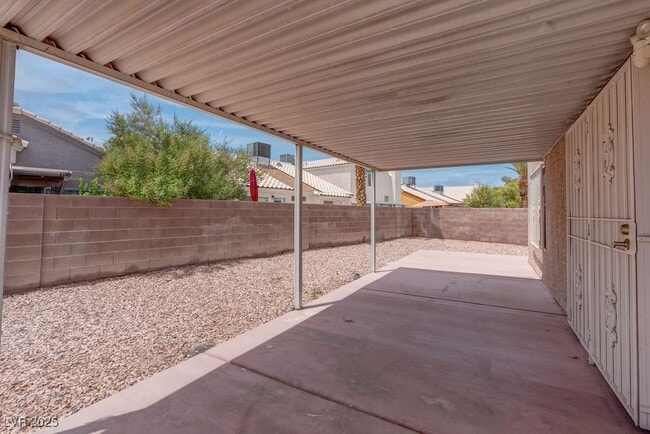 Building Photo - 2187 Eclair Cir