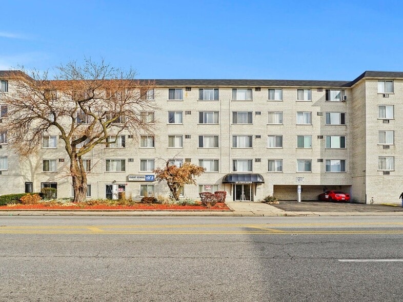Building Photo - 1227 S Harlem Ave