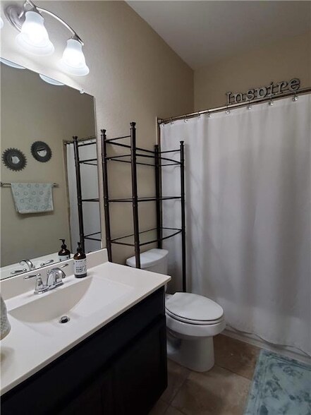 Building Photo - 405 Tula Trail