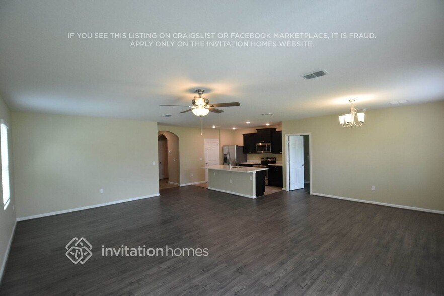 Building Photo - 4414 Magenta Isles Dr