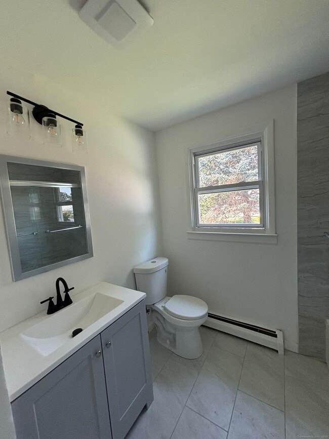 Building Photo - 337 Wiklund Ave
