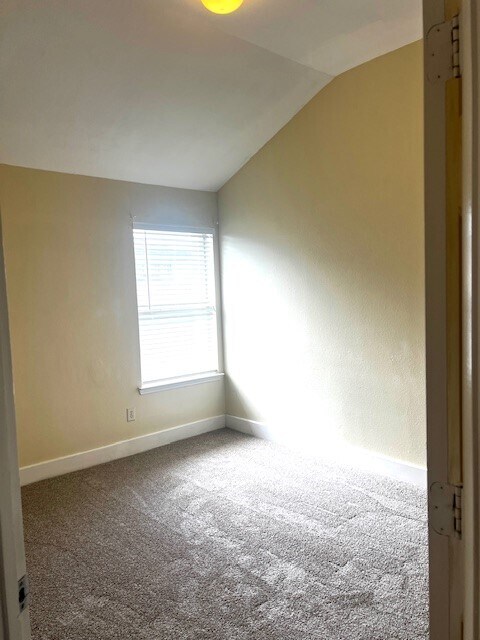 Building Photo - 518 Lone Star Park Ln