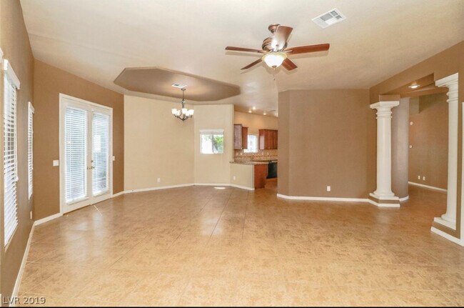 Building Photo - 2460 Monarch Bay Dr