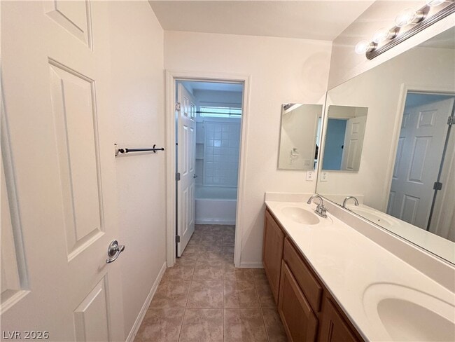 Building Photo - 73 Daisy Springs Ct