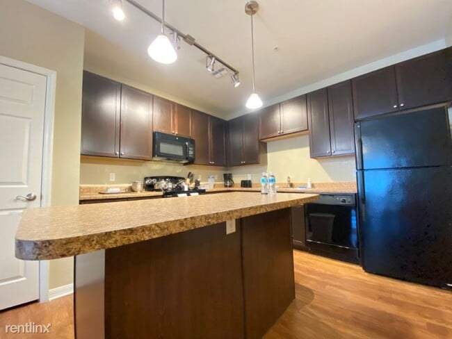Building Photo - 1841 Bearberry Cir