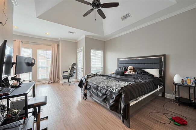 Building Photo - 24 Versante Ct