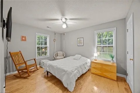 Building Photo - 7406 Merry Oaks Ct
