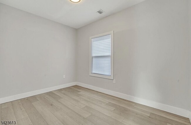 Building Photo - 626 S 20th St