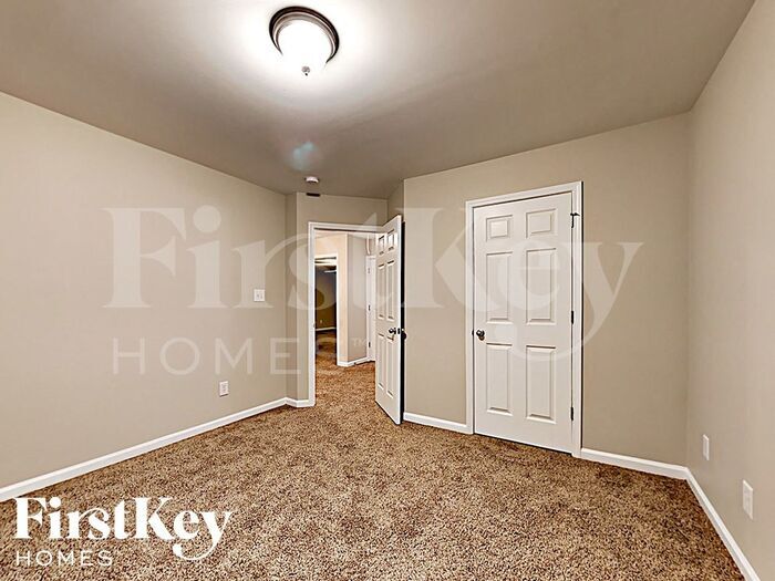 Building Photo - 5410 Fulton Ridge Dr