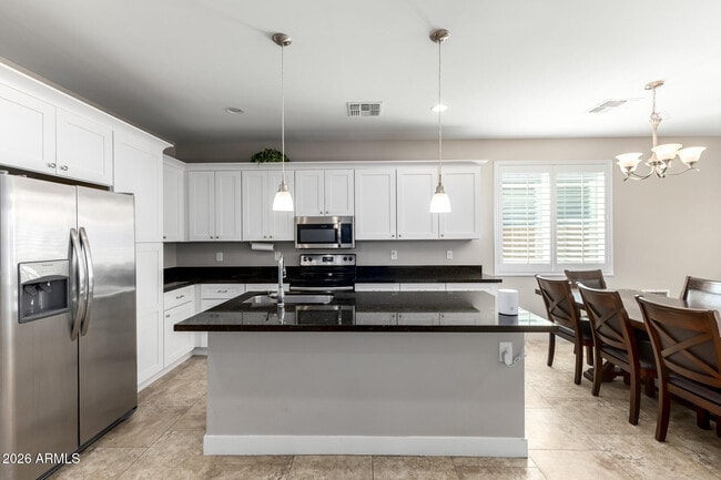 Building Photo - 11410 N 50th Ln