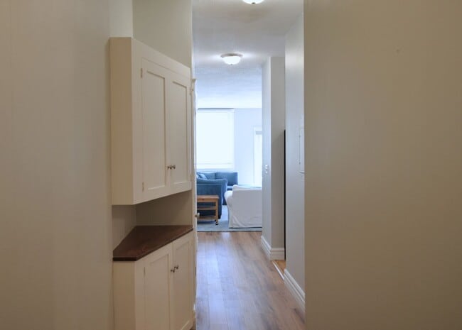 Building Photo - Winter Rental: Pirate's Cove (Pet-friendly!)