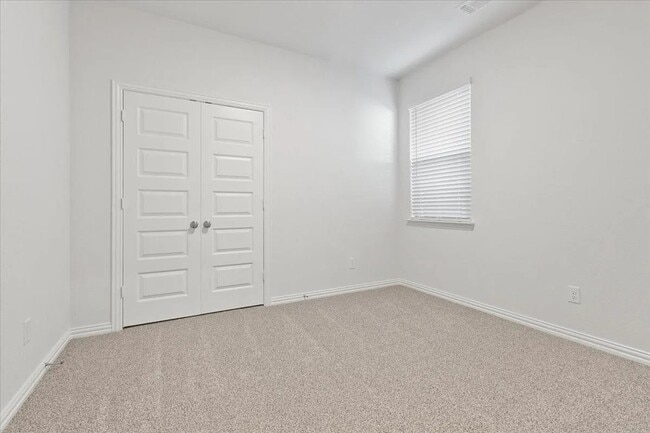 Building Photo - 3921 Talisker Blvd