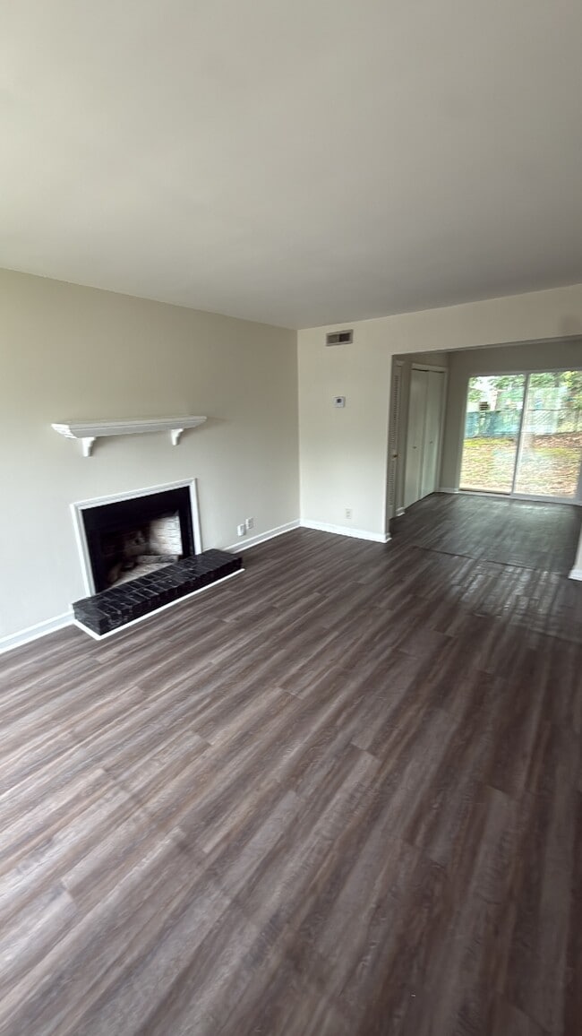 Building Photo - 3006 Woodymore Pl
