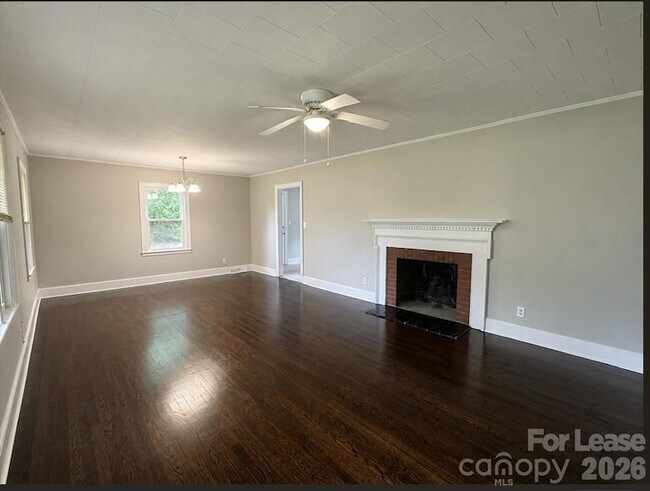 Building Photo - 800 Mt Holly-Huntersville Rd