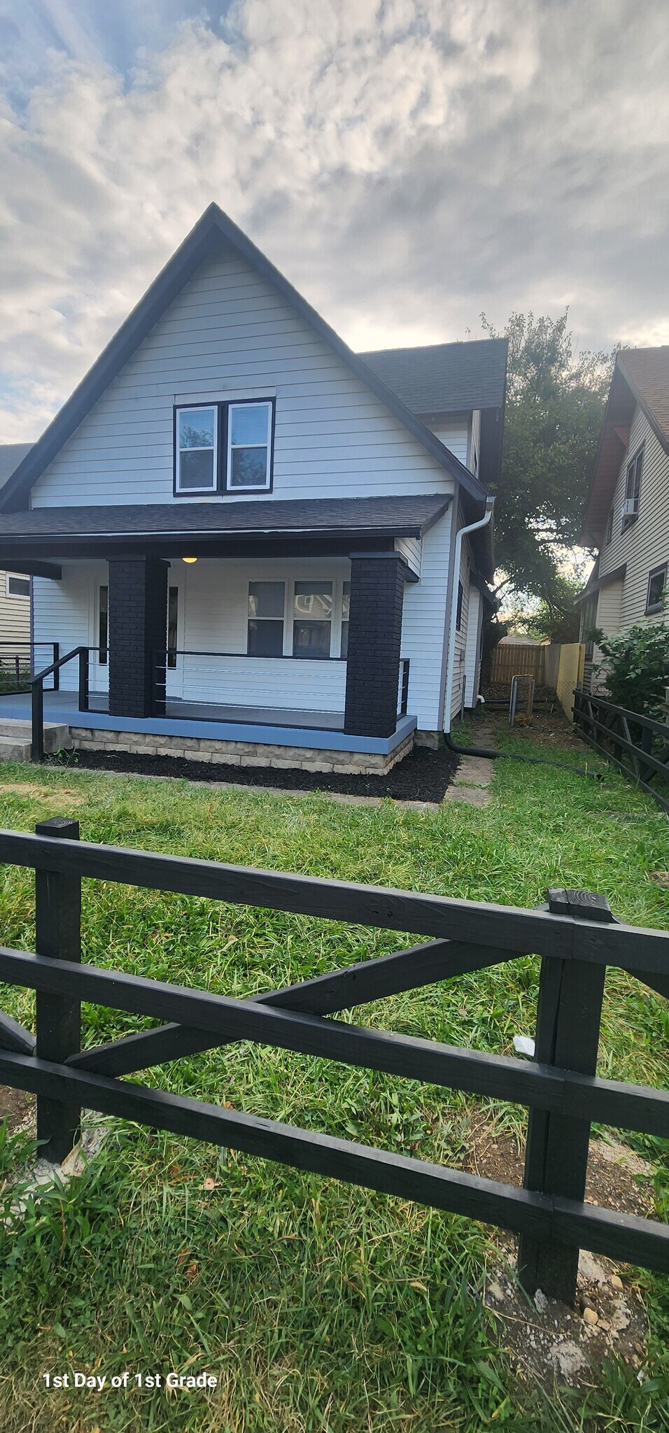 Building Photo - 261 N PERSHING AVE