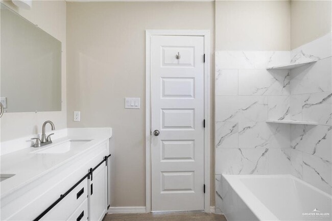 Building Photo - 17 Standard Ave