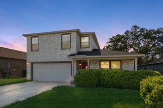 Building Photo - Heart of Boerne 4 Bedroom/ 2.5 Bath