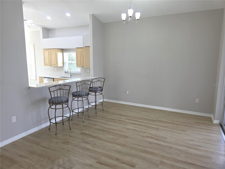 Building Photo - 9257 Bonnie Cove Dr