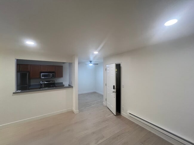 Building Photo - 3388 Red Cedar Terrace