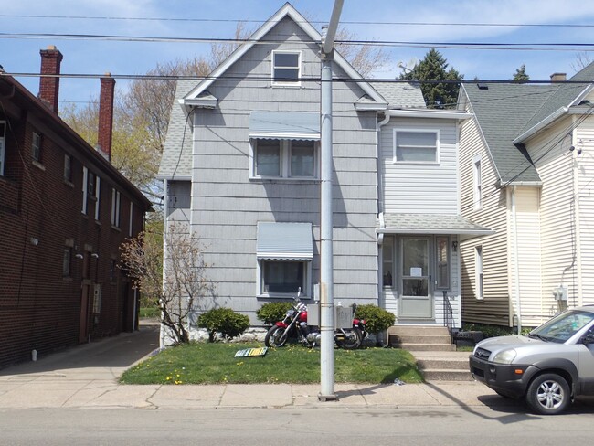 Primary Photo - 710 W 26th St