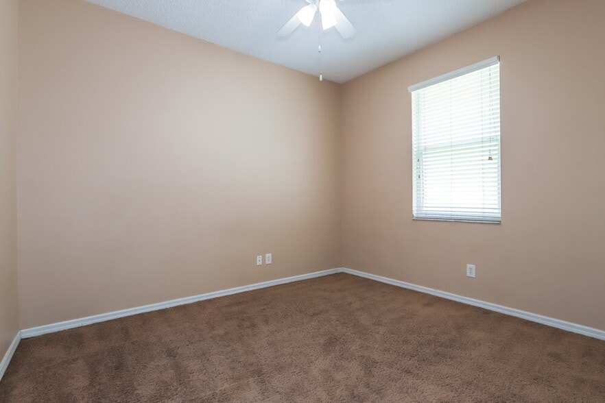 Building Photo - 1235 Brooke View Dr