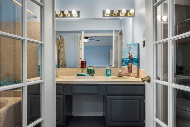 Building Photo - 6426 Whitbourne Dr