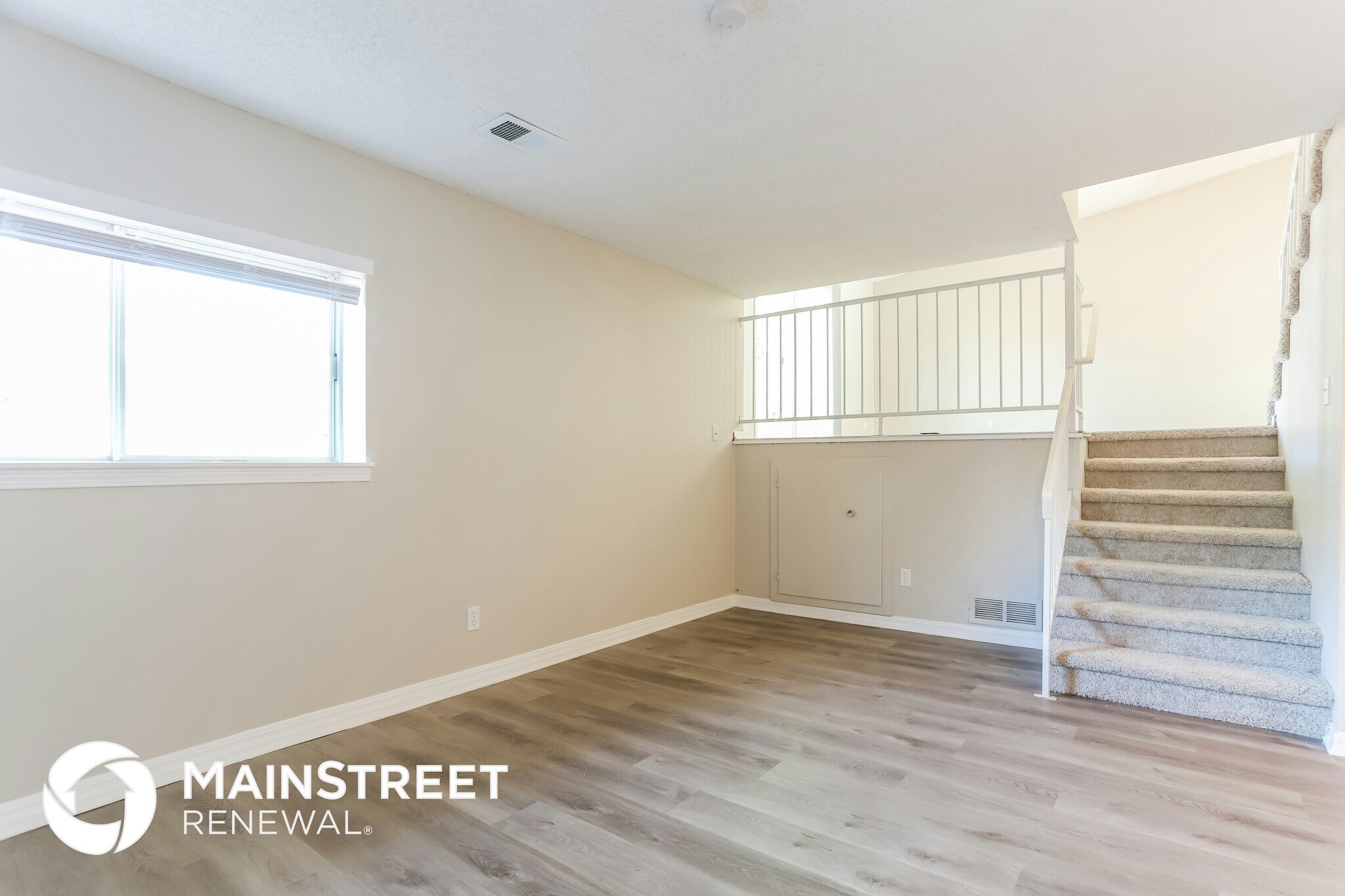 Building Photo - 5690 S Netherland St