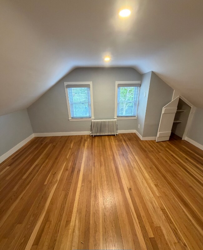 Building Photo - 148 Russells Mills Rd