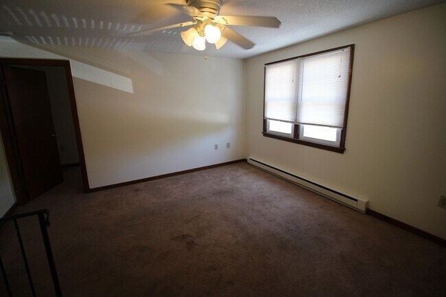 Building Photo - 84 Franklin St