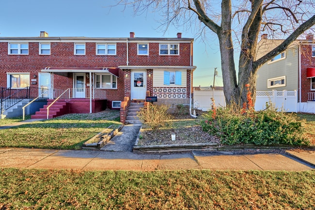 Primary Photo - 1421 Hopewell Ave