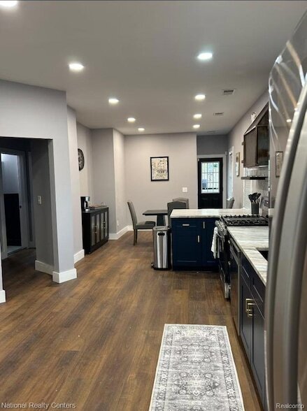 Building Photo - 2710 Wreford St