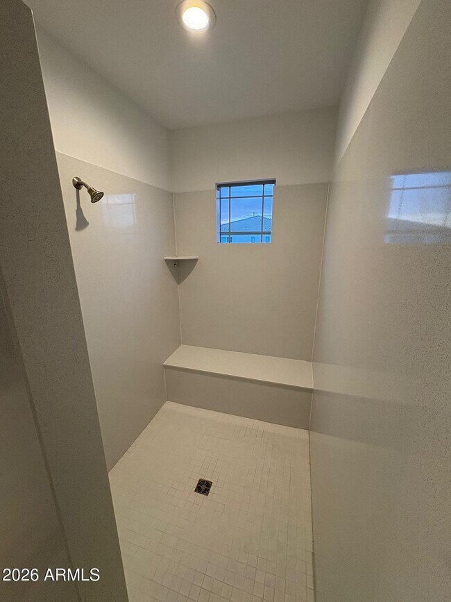Building Photo - 7710 W Crabapple Dr