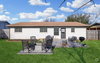 Building Photo - 3826 Lisa Dr