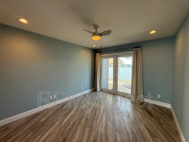 Building Photo - 23 Sail Ct