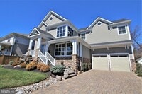 Building Photo - 5905 Lone Oak Dr