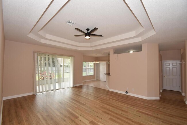 Building Photo - 33 Westridge Ln