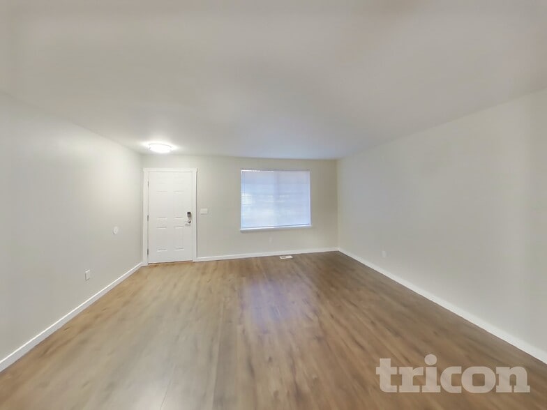 Building Photo - 22506 44th Ave Ct E