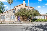 Building Photo - Charming 2-bedroom, 1-bath home $500 OFF R...