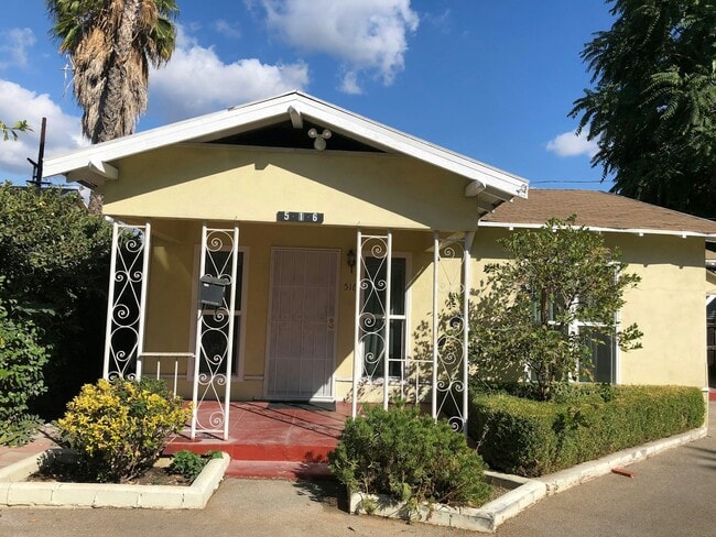 Building Photo - 516-516 N Olive Ave