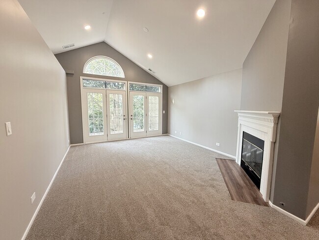 Building Photo - 1623 Camberley Ct