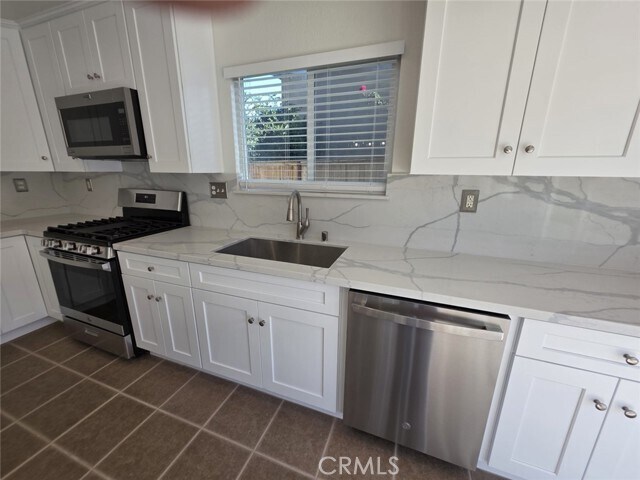 Building Photo - 28688 Lavatera Ave